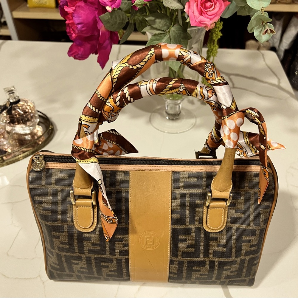 Vtg Fendi handbag